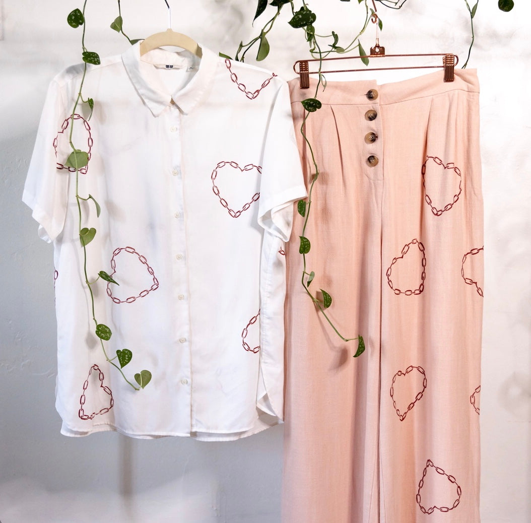 Chained hearts button up - white