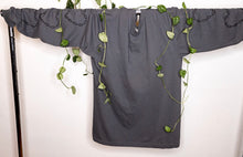 Load image into Gallery viewer, Heart Chain long sleeve t-shirt - gray